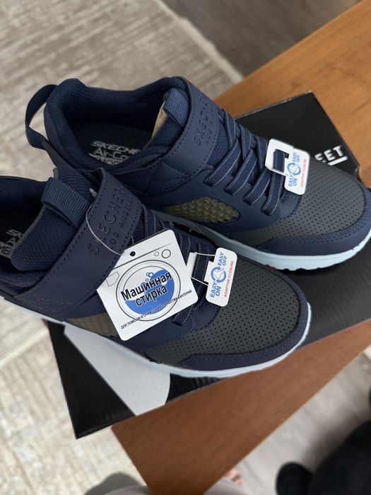 Кроссовки Sketchers 37 размер