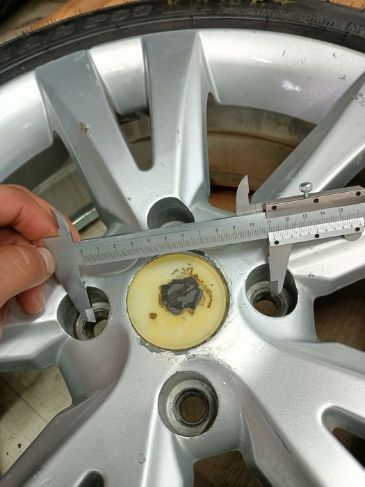 Продам диски с резиной