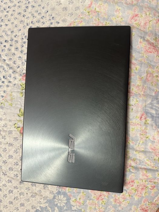 Продам ноутбук asus