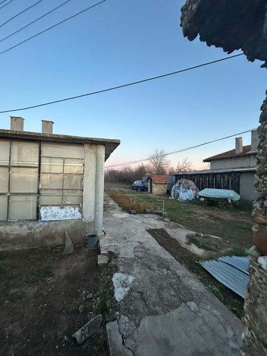 Продава се Къща в Разград, Център - 1000 кв.м за 36 €/кв.м - Снимка #3