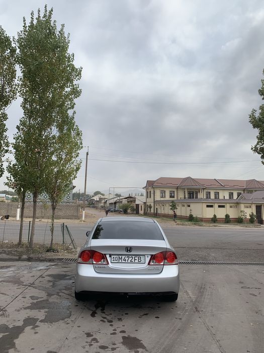 Доп. Опции: электро зеркала, охранная система, растоможена, новые шины