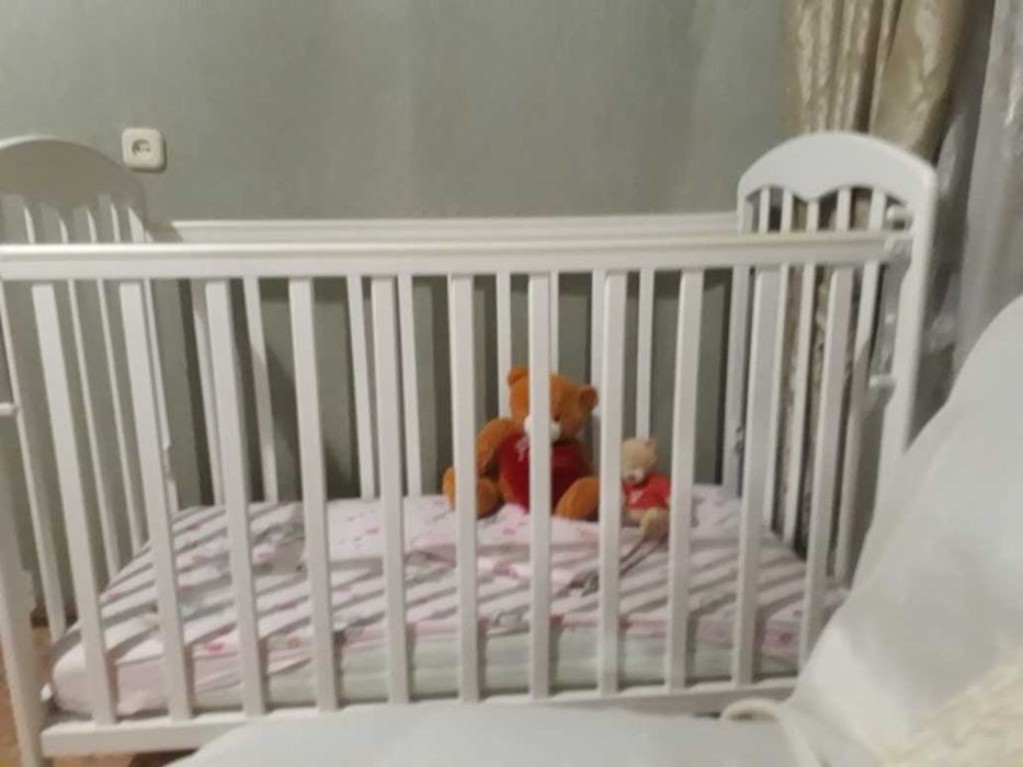 Кроватка- качалка детская