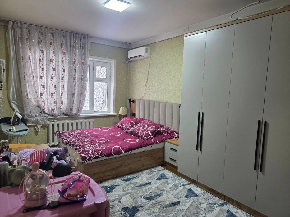 Юнусабад- 15 квартал 4/2/5 балкон 2/6 82м2 ор-тир конечная 97