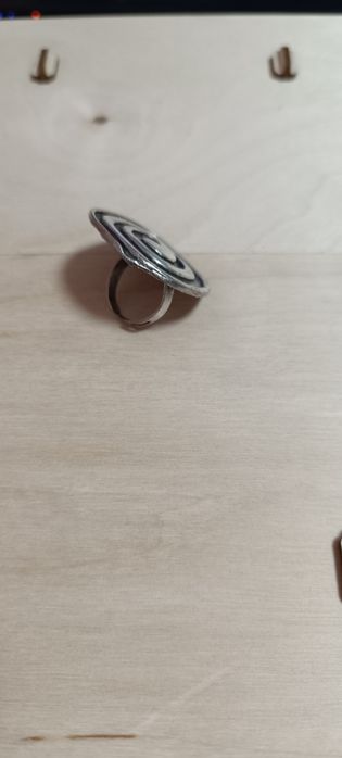 Продам кольцо серебро 900пр