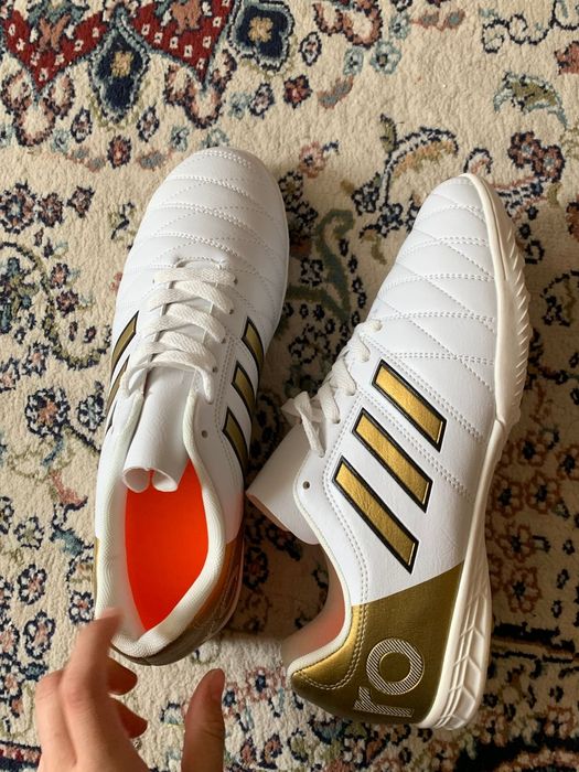 Кроссовки кожаные