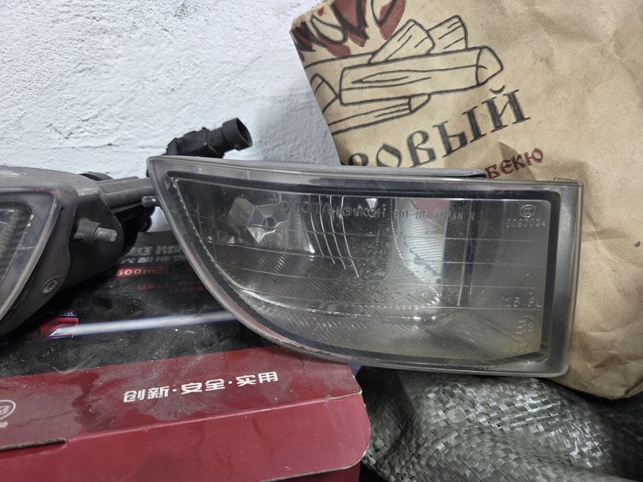 Продаю туманки на Прадо 120