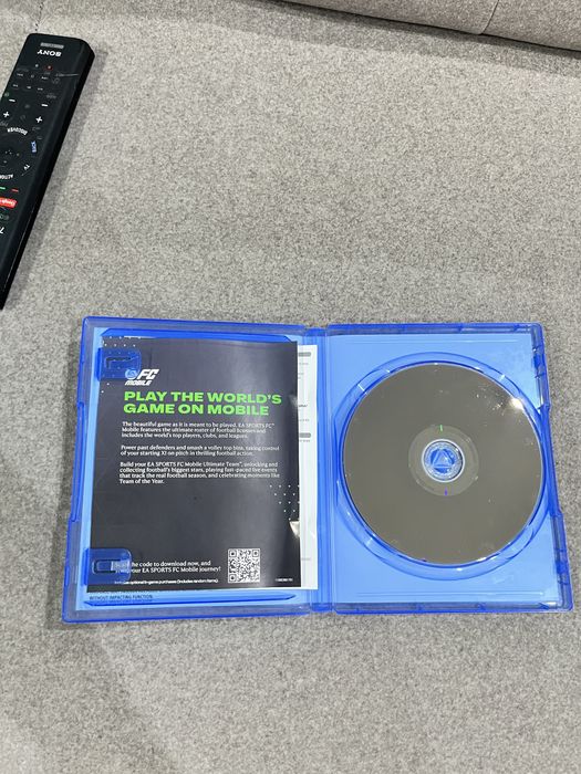 Продам диск Fifa 24 на PS 5
