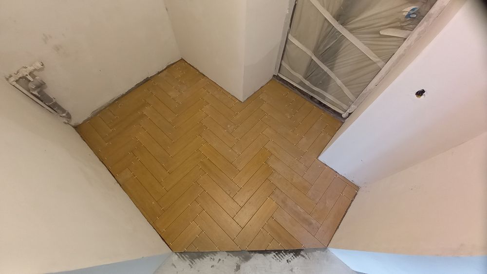 Шпатлёвка,обои...