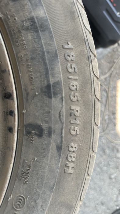 Срочно продам шины Kumho с дисками R15
