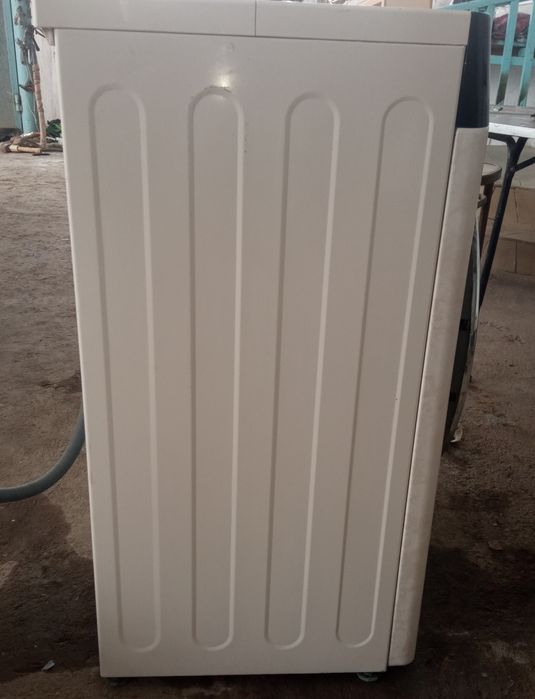 Стиральная машина LG 7KG в хорошем состоянии