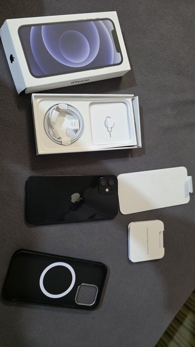 IPhone 12 64 gb.