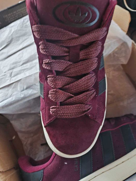 Adidas Campus Collegiate бордового цвета