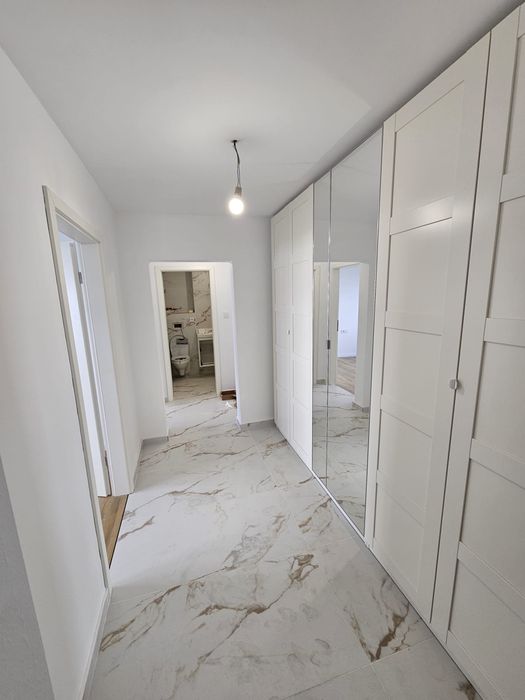 Targoviste Micro 6 Bulevardul Unirii 3 decomandate 113000 euro