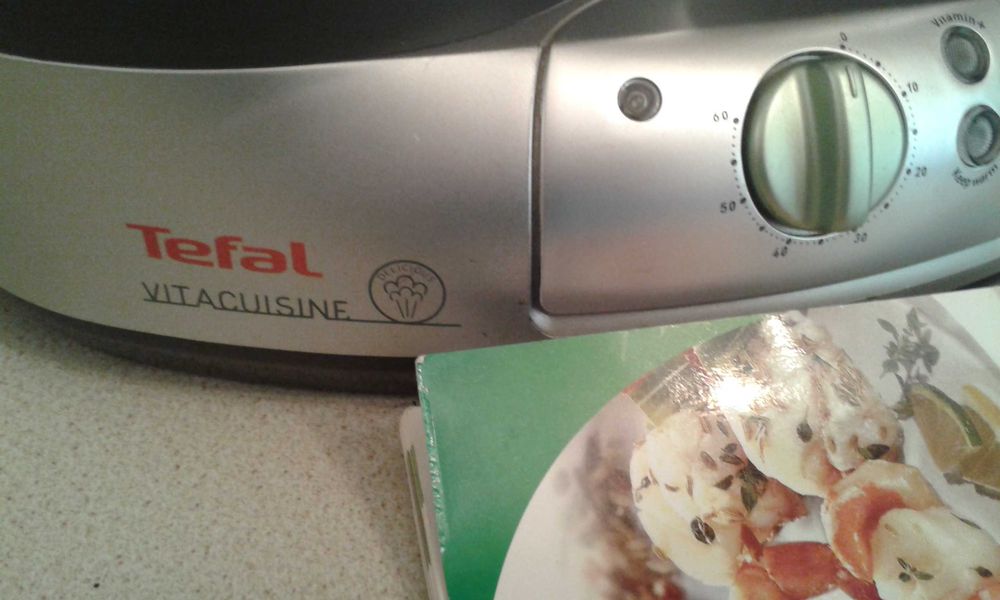 продам фирменную пароварку тефаль.