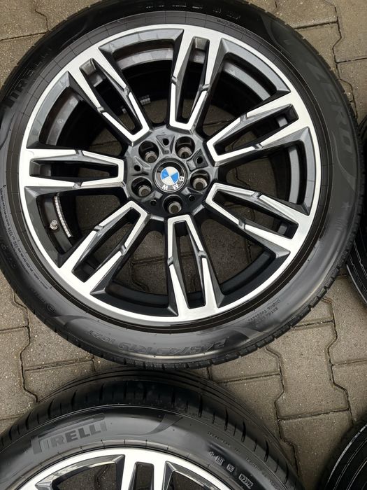 Джанти с гуми BMW G60  19"