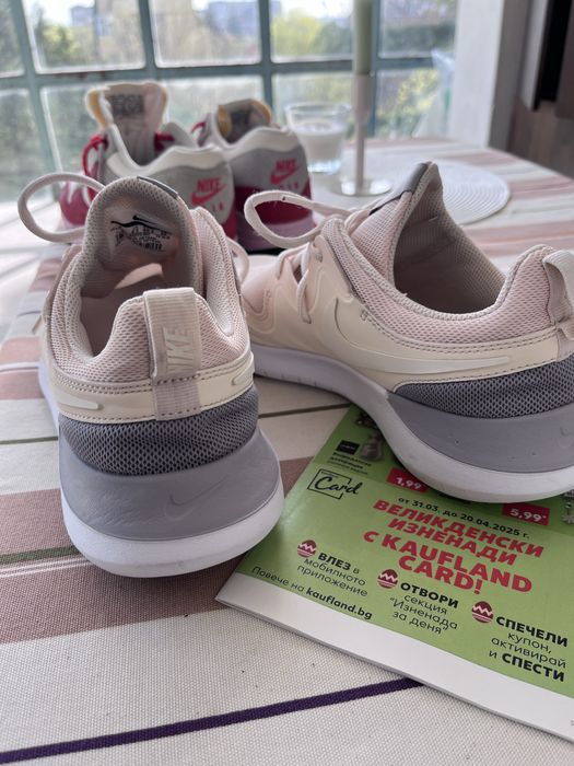 Дамски маратонки Nike 40.5номер