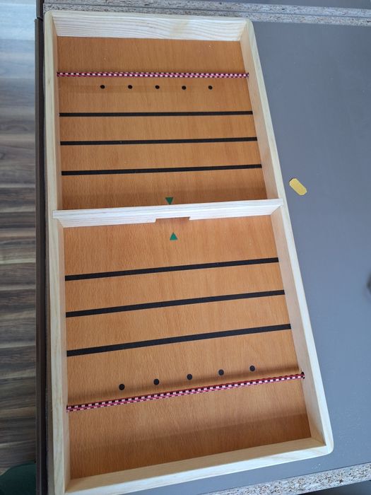 Дървена игра хокей . Ръчно изработена 60см. /30 см. Еко продукт