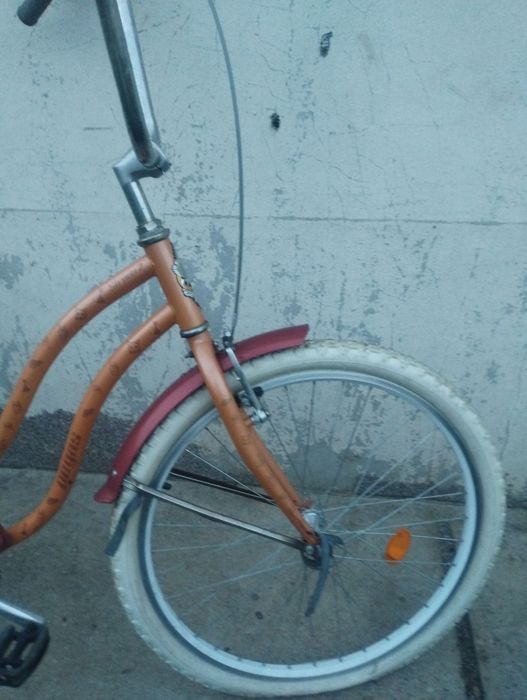 Trei biciclete retro rezistente de adult