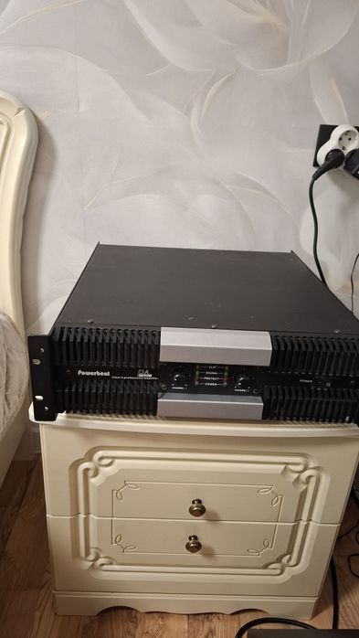 Усилитель Powerbeat PA1600
