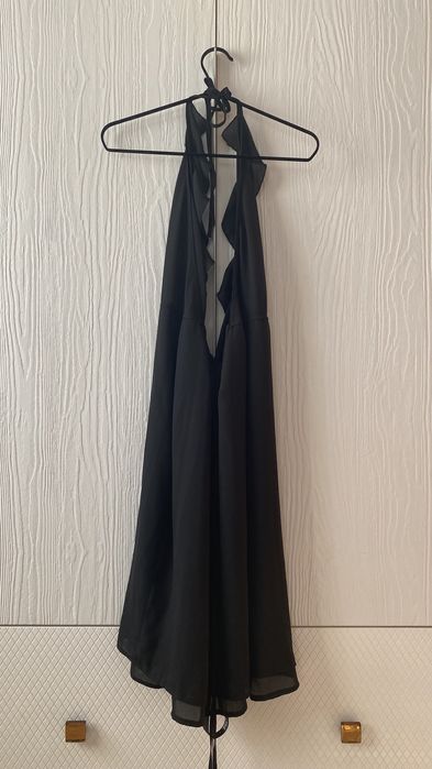 Rochie nouă, cu etichetă PRETTY LITTLE THING, seară, midi, spate gol