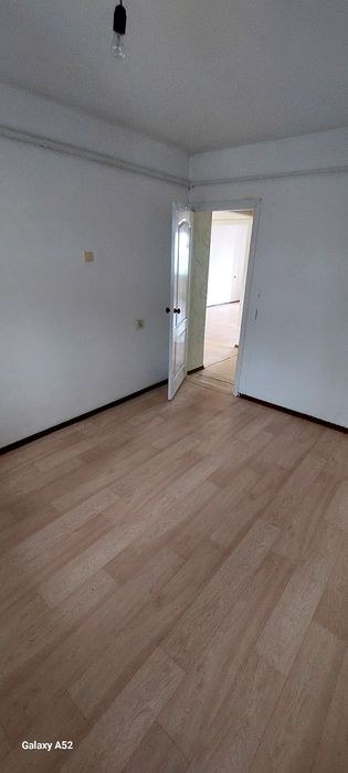 Продам квартиру 3х комнатную