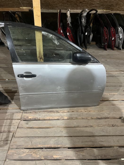 Двери  Toyota Camry