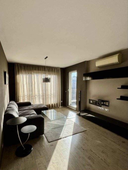 2-стаен в София-Гоце Делчев цена 899 евро