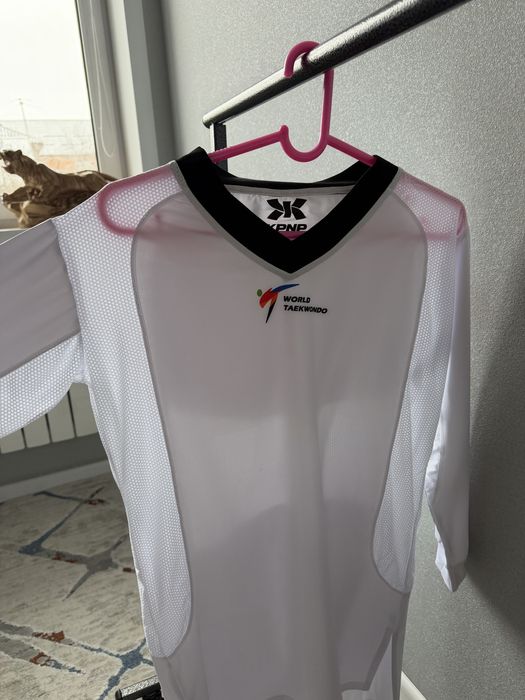 Продам олимпийский добок для тхэквондо WT