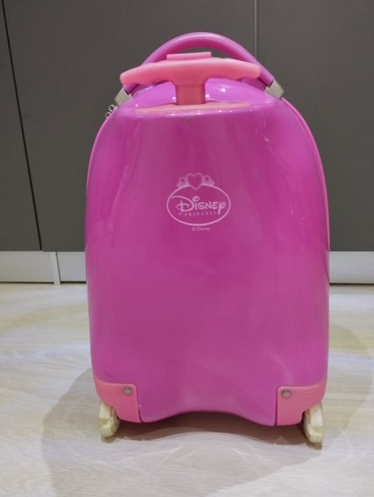 Дисни куфар с принцеси