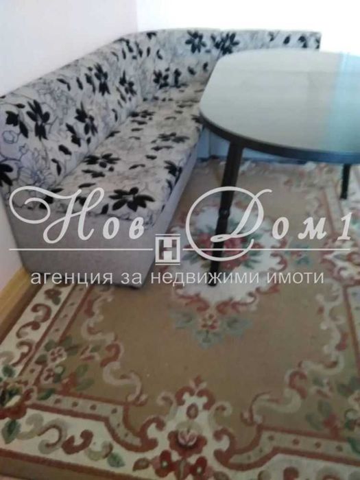 Дава се под наем Двустаен апартамент в Варна, Възраждане 1 - 52 кв.м за 300 € - Снимка #1