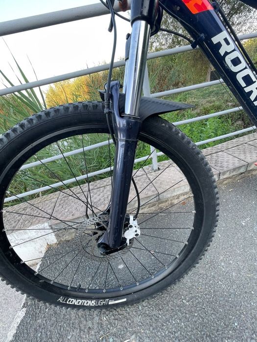 Vând bicicleta rockrider st 540 s