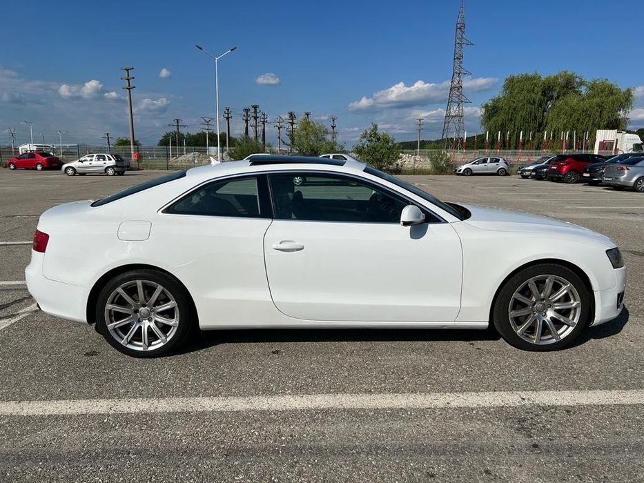 Audi A5 2.0TFSI.