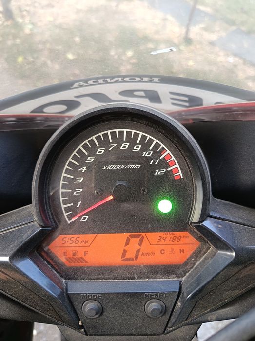 CBR125r an 2014 34.000km