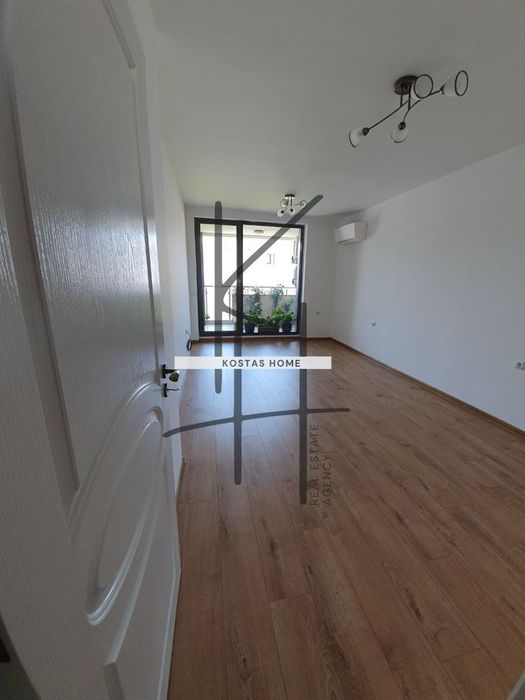 Продава се Тристаен апартамент в Варна, Център - 130 кв.м за 5154 €/кв.м - Снимка #8