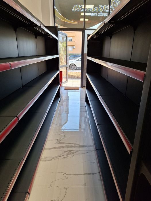 Продавам стелажи за магазин