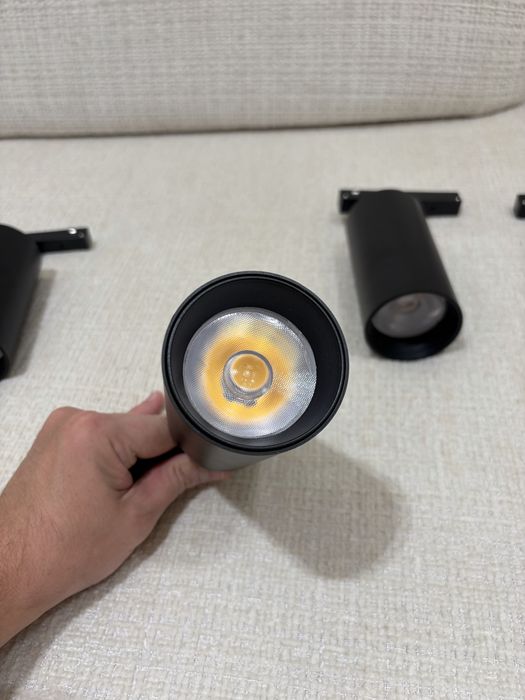 Магнитный ультратонкий трековый светильник