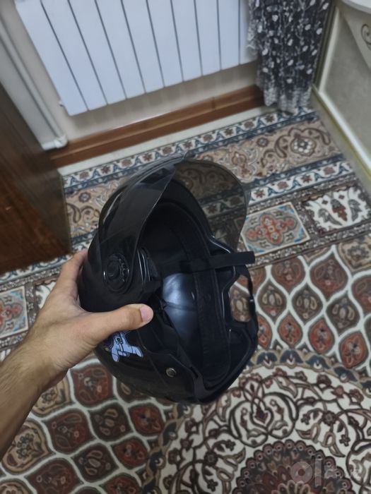 Срочно Продам Шлем для скутера