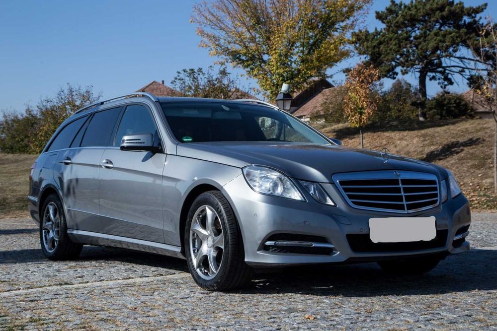 Mercedes-Benz E 200 T-Modell W212  – 2013  Excelent întreținută