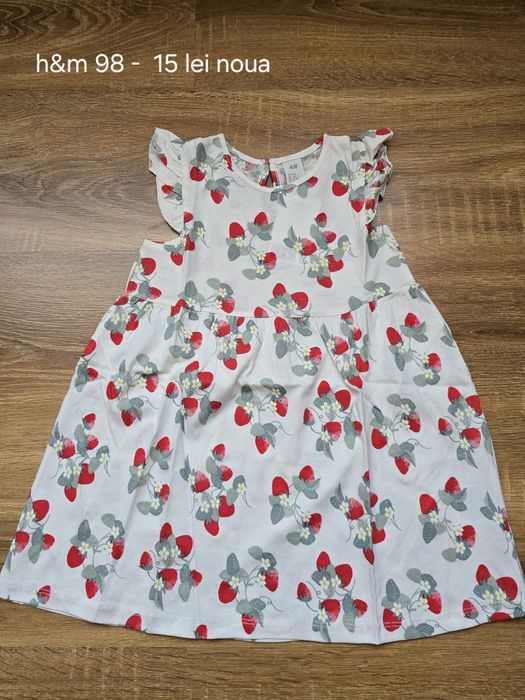 2 rochite 98 si 1 pijama 110/116