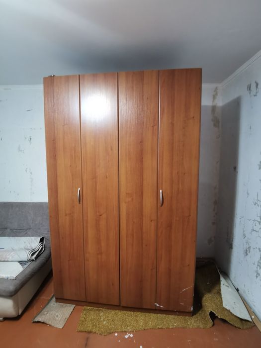 Шкаф, продам срочно