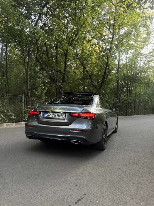 Vând Mercedes E 220D, An 2021. Km 67700.