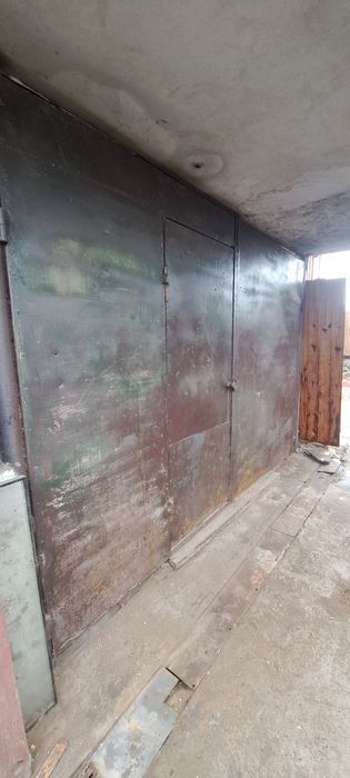 Uși  de garaj cu izolație