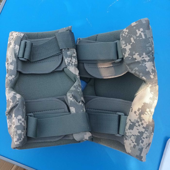 Set genunchiere + cotiere surplus US Army, camuflaj digital