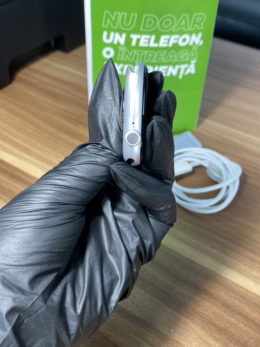 Apple Watch 10 / 46 mm / GPS / Silver |