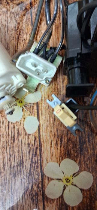 Motoare masina de cusut