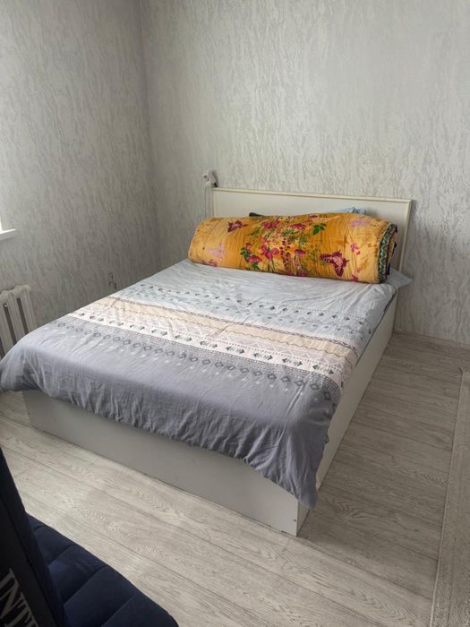 Продается новый кровать с матрасом