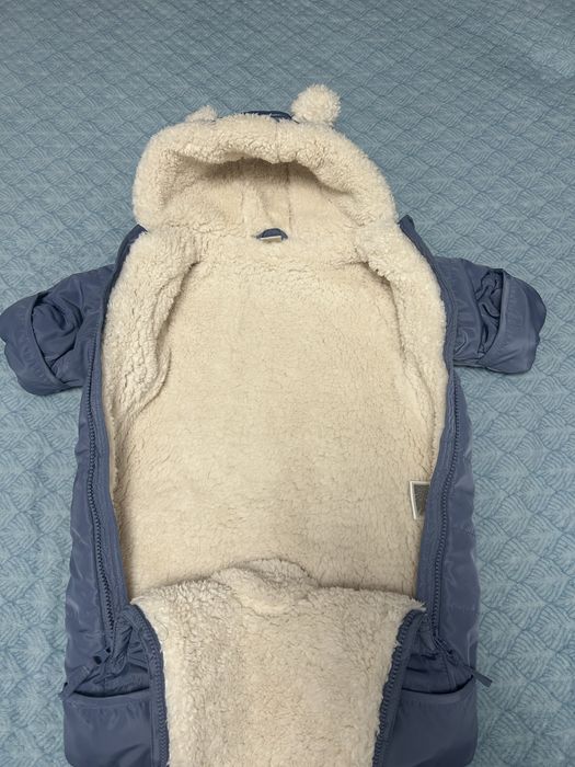 Продам комбинезон на малыша