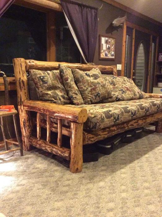 Диваны и кресло под старину