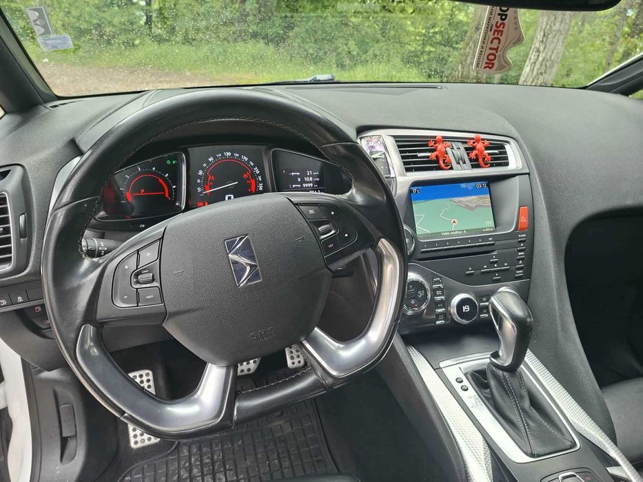 Citroen DS5 2.0 163 к.с 2012
