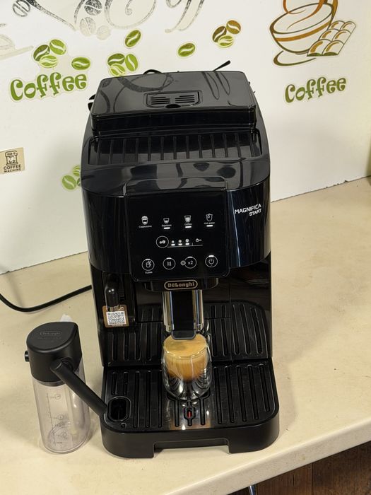 Кафемашина кафе автомат delonghi magnifica START с гаранция